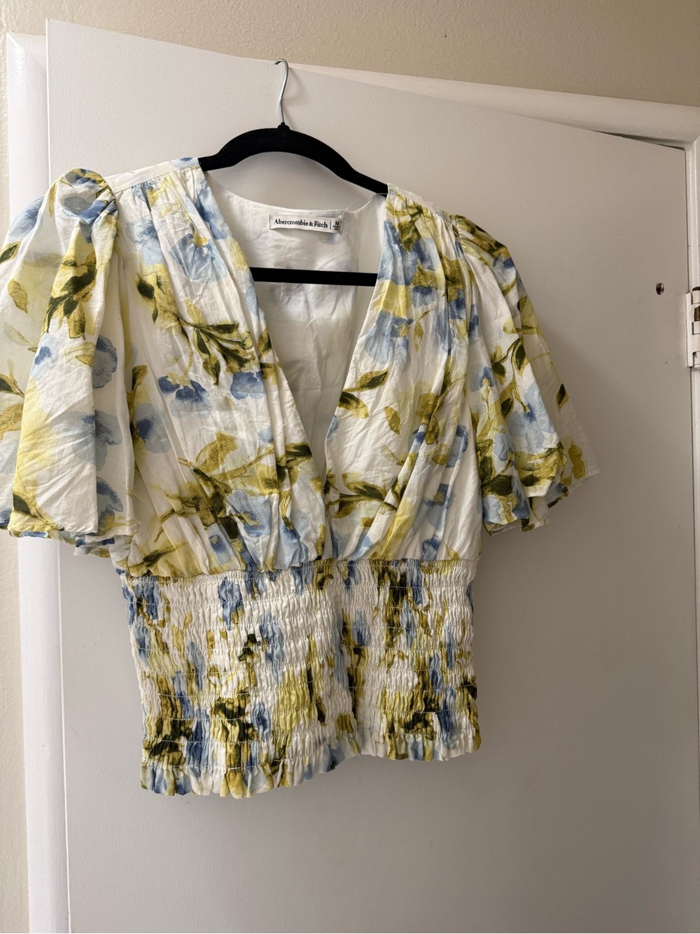 Abercrombie & Fitch White Floral V-Neck Smocked Waist Blouse